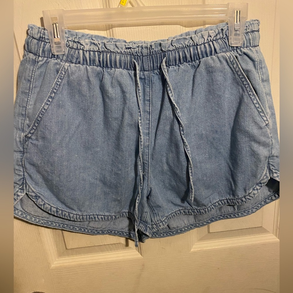 Women’s jean shorts